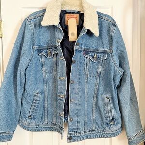 Levi's Light Blue Denim Jacket with Cream Sherpa Collar
